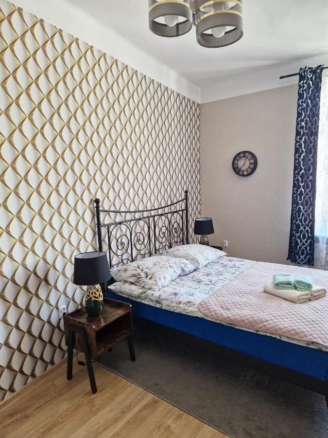 Apartamento Sara -Mikolajska - Rynek - Netflix Hydromassage Cracovia Exterior foto