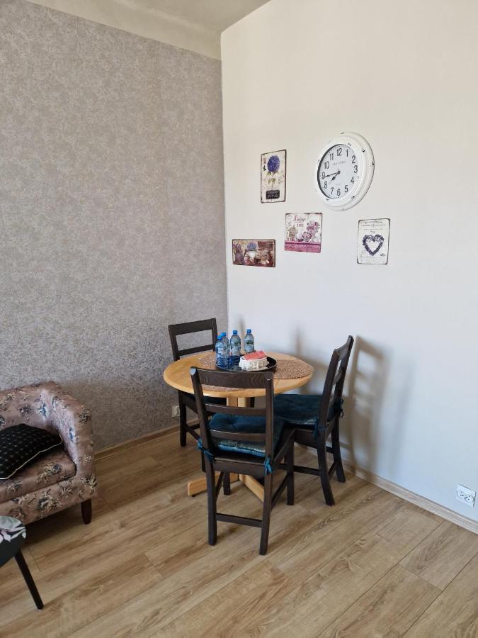 Apartamento Sara -Mikolajska - Rynek - Netflix Hydromassage Cracovia Exterior foto