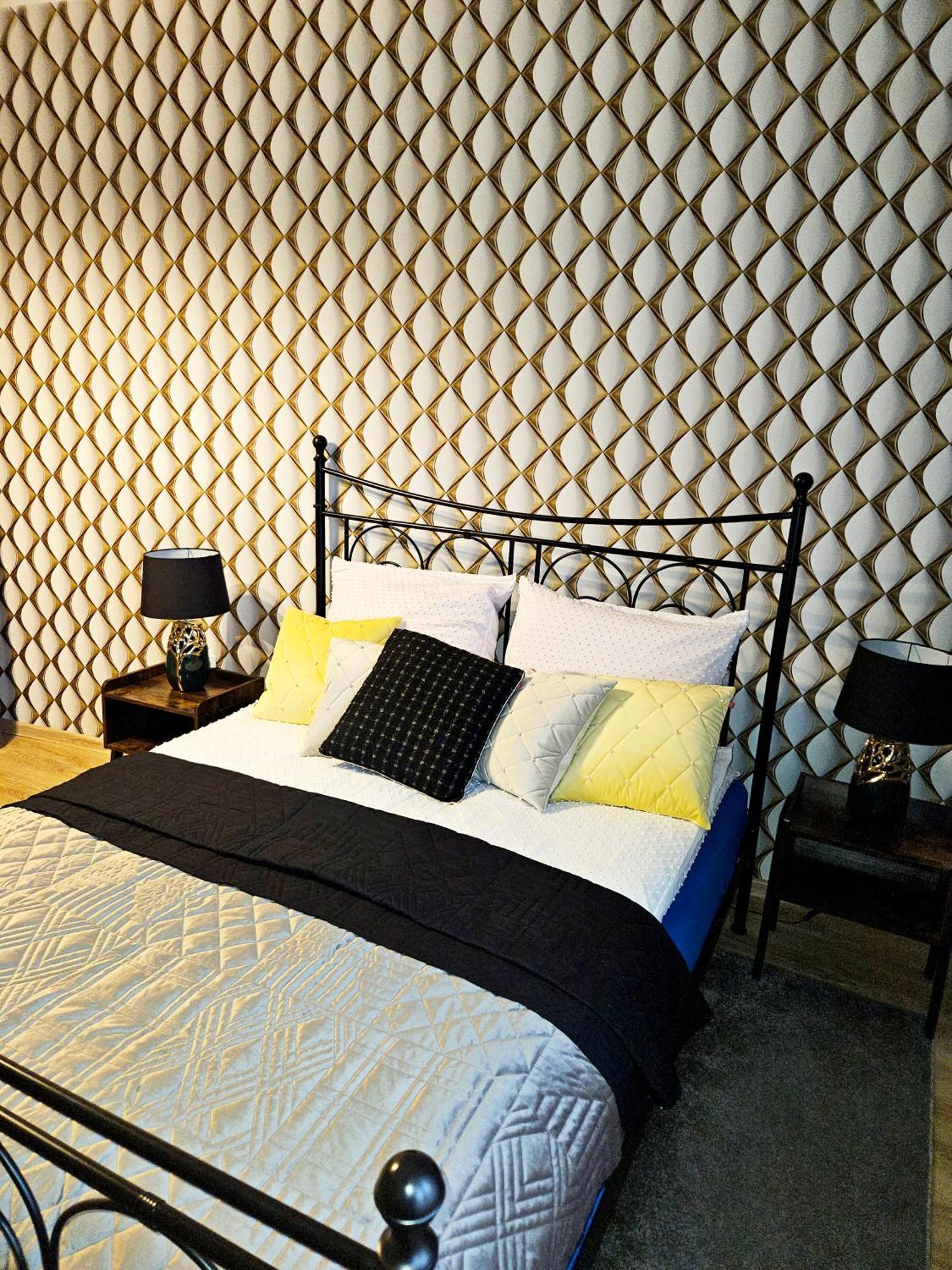 Apartamento Sara -Mikolajska - Rynek - Netflix Hydromassage Cracovia Exterior foto